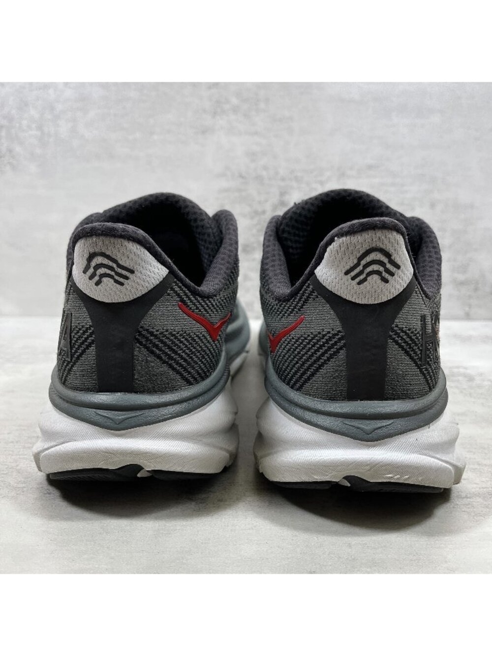 Hoka One One Clifton 9 Running Shoes - Men's Size 7.5 D / Women's 8.5 D Wide - Picture 6 of 9